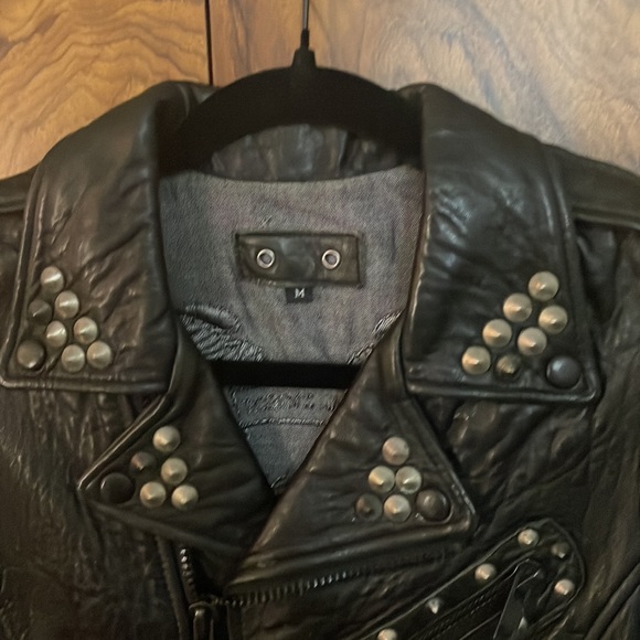 True Religion Vintage  Fabulous softest   Studded Leather vestSZ Med runs Small - Picture 11 of 16